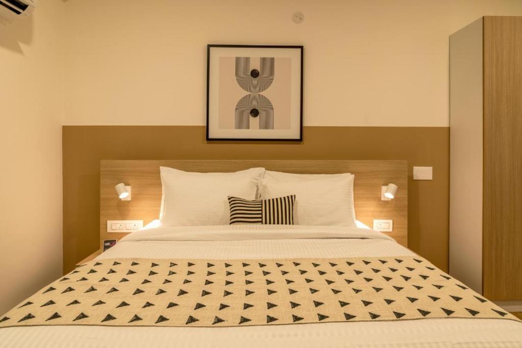 Hotel Vijaydeep Place Near Delhi Airport นิวเดลี ภายนอก รูปภาพ