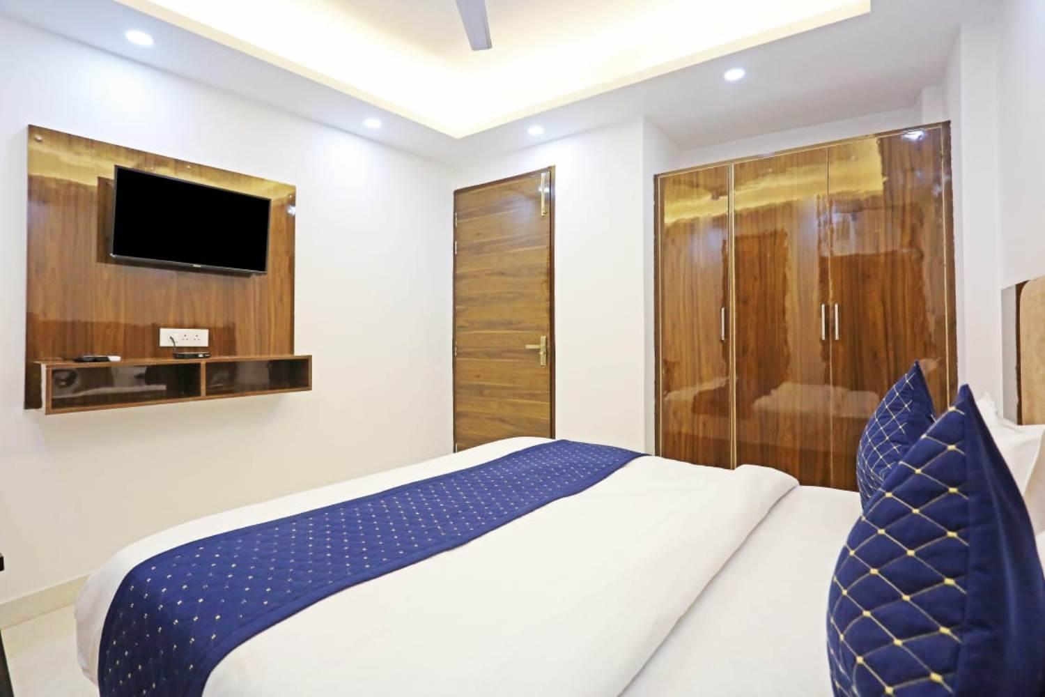Hotel Vijaydeep Place Near Delhi Airport นิวเดลี ภายนอก รูปภาพ